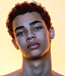 Faces to Kiss 5ddeef25e0173.jpg