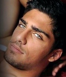 Faces to Kiss 5ddeef38e74e8.jpg