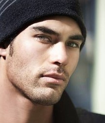 Faces to Kiss 5ddeef3a2fc3a.jpg