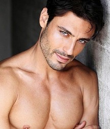 Faces to Kiss 5ddeef428f37b.jpg