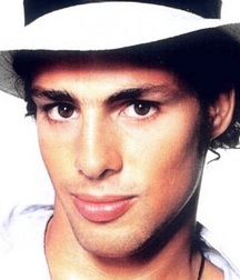 Faces to Kiss 5ddeef6242be8.jpg