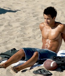 Boys And Their Balls 5ddef6e345391.jpg