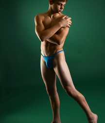 Oh Gunner! twink boy 5e07892439735.jpg