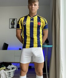 Many Bulges Twink Tube Guys Jock 610d38f052f80.jpg