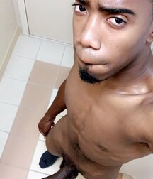 Surprised Gay Porn Hung 6111364da671b.jpg