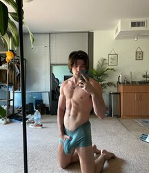 Hung Man Twink Tube 6145cf5435e91.jpg