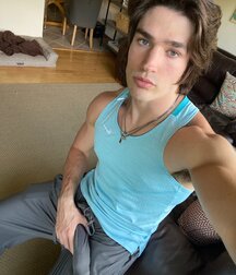 Hung Man Twink Tube