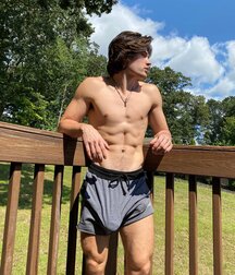 Hung Man Twink Tube 6145cf70b1c29.jpg