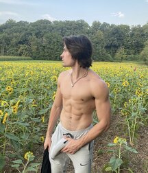 Hung Man Twink Tube 6145cf8b3ad18.jpg