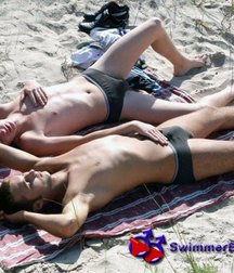 Friends 5d9263d31649d.jpg