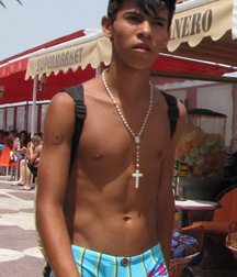 Swimming gear 5d9a4dd2c10eb.jpg