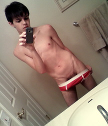 underwear-selfies 5d9ceb0576114.jpg