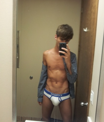 underwear-selfies 5d9ceb0bd179e.jpg
