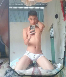 underwear-selfies 5d9ceb31c165a.jpg