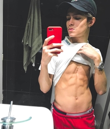Instagram boys. 01 5d907f10d760d.jpg