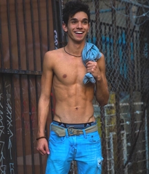 Instagram boys. 02 5da360fcac5f2.jpg