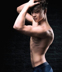 Instagram boys. 02 5da36106277a3.jpg