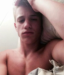 Instagram boys. 03 5da6207c028c5.jpg