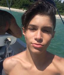 Instagram boys. 04 5dd4f4eb791ce.jpg