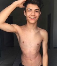 Instagram boys. 04 5dd4f50b2f858.jpg