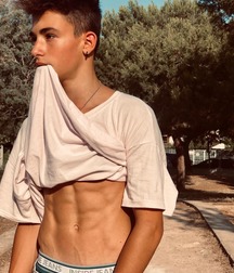 Instagram boys. 04 5dd4f53048e7c.jpg