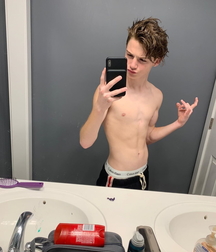Instagram boys. 05 5e1b4ef8dc3c4.jpg