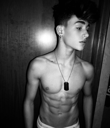 Instagram boys. 05 5e1b4f9888307.jpg