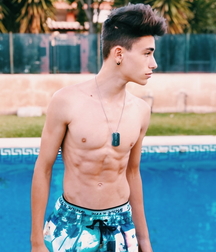Instagram boys. 05 5e1b4fa362825.jpg