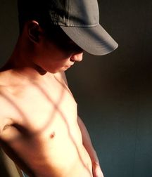 Off my wall 7 5d9b9a03b7655.jpg