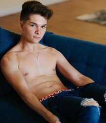 Taylor Coleman Photoshoot  5d8bfe5bddf82.jpg