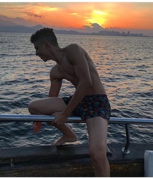 pix mix 5dfbc5e9f13dd.jpg