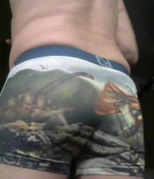 Bulges and ass 5dc6cb11307df.jpg