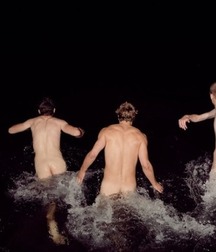 Boys, boys 5d98e426663c8.jpg
