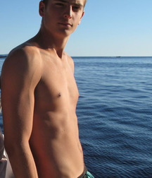 Boys, Boys 5da5865a2d52c.jpg