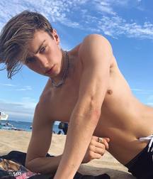 Boys, Boys 5da614cf672ff.jpg