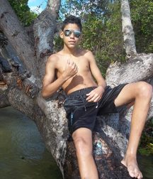 Boys, Boys 5db2ba17c605d.jpg