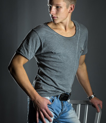 Boys, Boys 5dba1e8e0b483.jpg