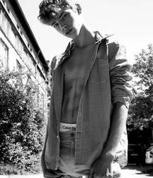 Boys, Boys 5dcae78dd43b9.jpg