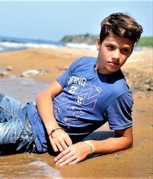 Boys, Boys 5dd4196e66d64.jpg