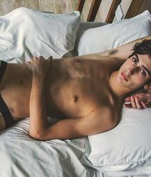 Boys, Boys 5dd41ddda2cc5.jpg