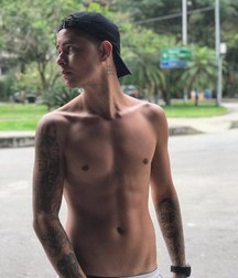 Boys, Boys 5dd51e6f14f20.jpg