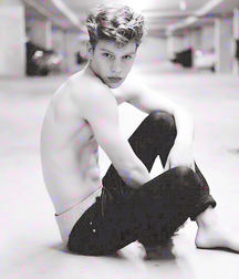 Boys, Boys 5dd8f9d915e51.jpg
