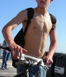 Boys, Boys 5ddd6e59e3761.jpg