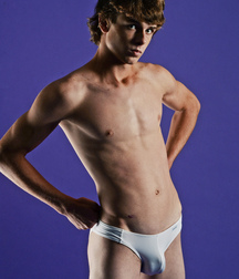 Kyle 5de12c3ac8544.jpg