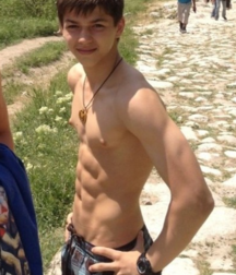 cute boy pictures  5dcf6d6880292.png