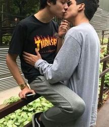 romance and bromance 5df980e66fe72.jpg