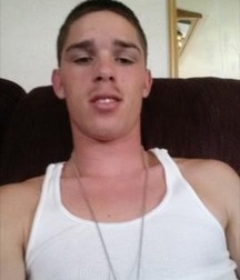 me jeremy.poole age 19 5db4a995541eb.jpg