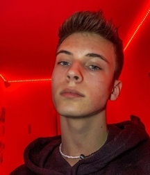 Mix - handsome boys playful porn 61d81115f1ba0.jpg