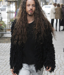 Return of the Longhairs 5e80b96931755.jpg