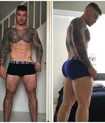 hot BOY 5dd289e9c9c82.jpg